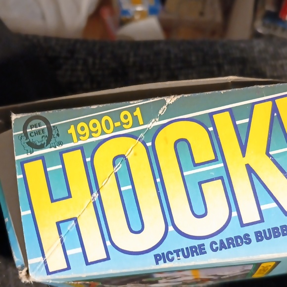 O-pee-chee 1990-91 hockey 36 unopened sealed packs with special insert Russian c - Picture 9 of 12